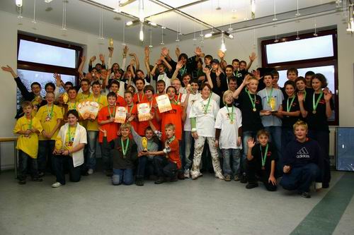 Alle sieben Teams der FLL 2006