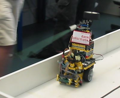 Siegreicher Roboter Gabi